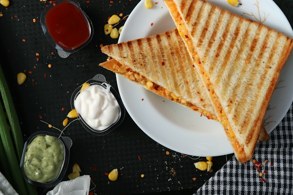 Chicken, Egg & Veg Sandwich